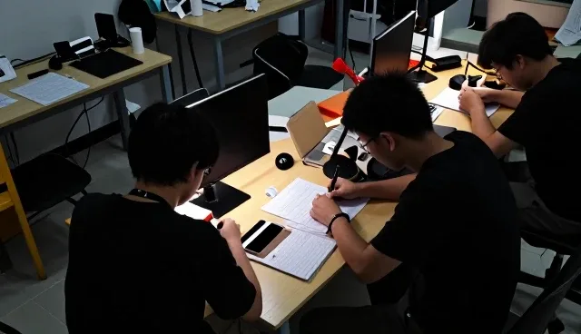 内容分发场景下广告设计的多维应用解析